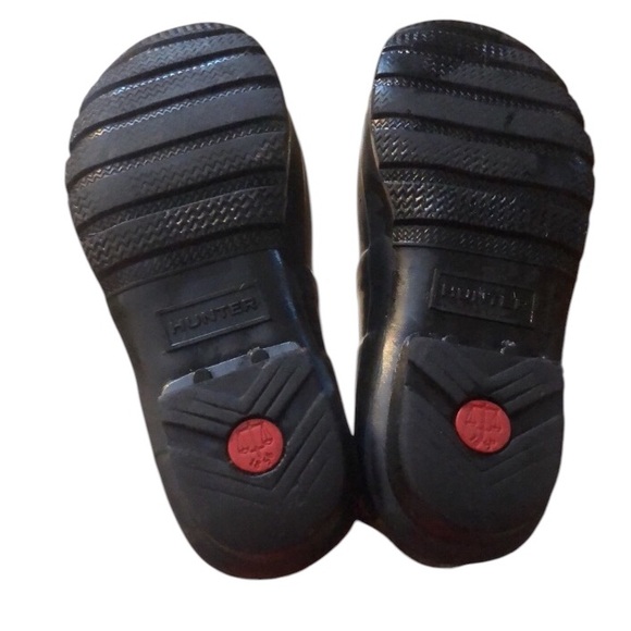 Hunter Black Rubber Wellington Rain Boots - Picture 9 of 9